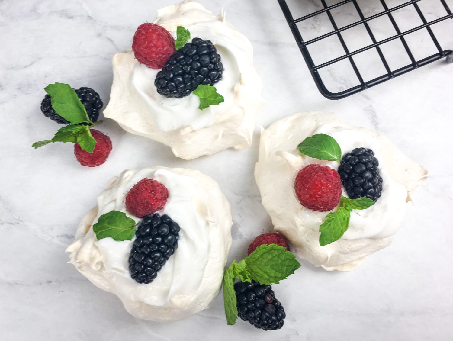 PavlovaFreshFruit